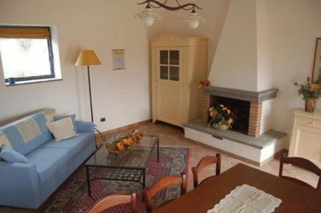 الشقق الفندقية يوتْسْوولْفي  Flegrea House المظهر الخارجي الصورة