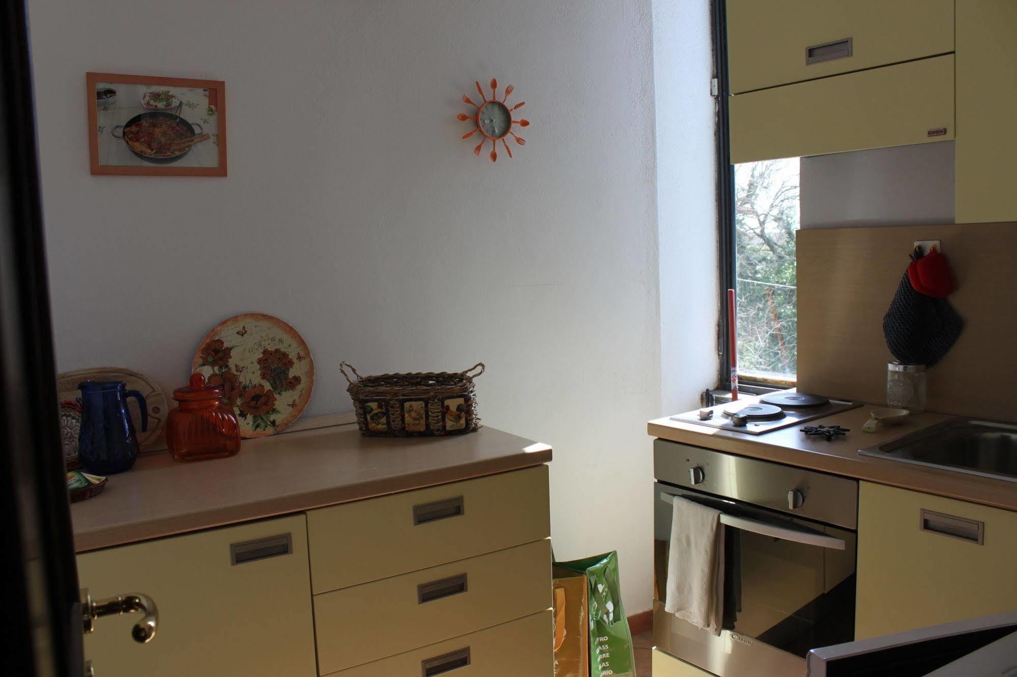 الشقق الفندقية يوتْسْوولْفي  Flegrea House المظهر الخارجي الصورة