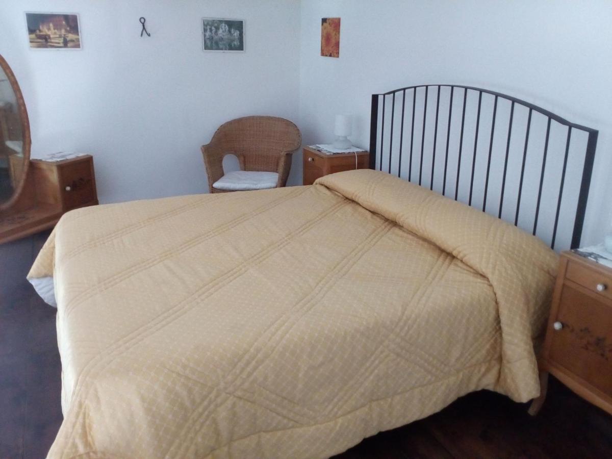 الشقق الفندقية يوتْسْوولْفي  Flegrea House المظهر الخارجي الصورة